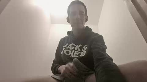 jin16000 online show from April 2, 2026, 6:27 pm