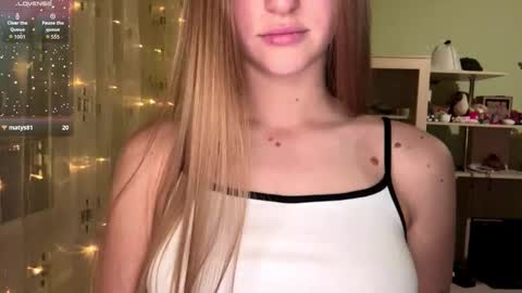 Jinny online show from October 29, 2025, 2:08 pm