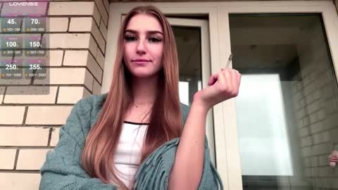 Jinny online show from November 18, 2025, 7:35 am