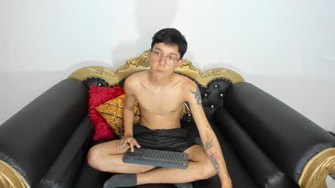 Snapshot of jisus_catt chatting on February 13, 2026, 11:23 pm Jisusth online show from February 13, 2026, 11:23 pm