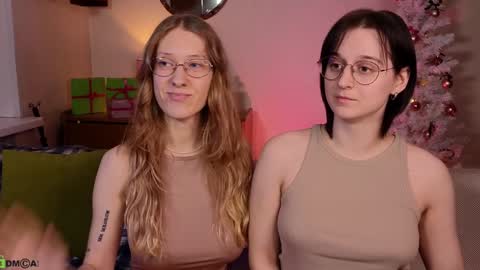 Hey Guys We are Julia ginger  Tina brunette online show from January 3, 2025, 11:14 am
