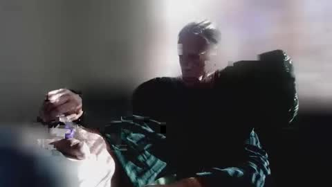 Snapshot of jizzmitten5 chatting on November 23, 2025, 8:30 pm jizzmitten5 online show from November 23, 2025, 8:30 pm