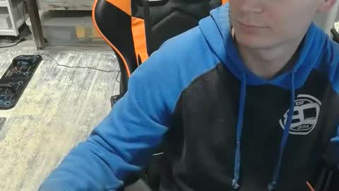 Jake online show from October 31, 2025, 6:42 pm