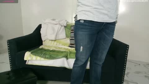 Nicole  Allen online show from December 5, 2024, 11:51 pm