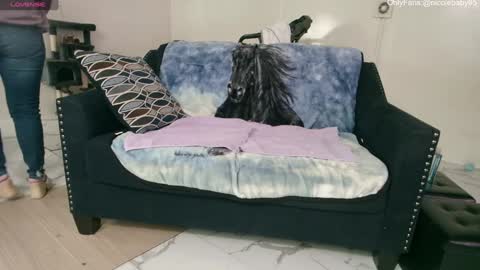 Nicole  Allen online show from January 8, 2025, 2:57 am