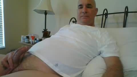 jmichael50 online show from December 8, 2024, 5:11 pm