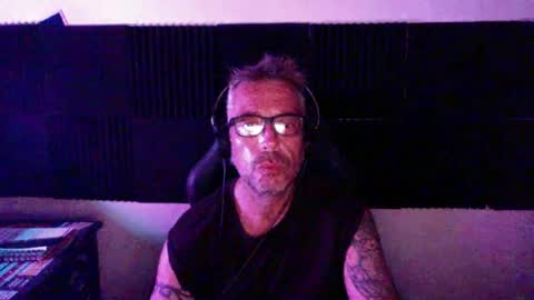 Snapshot of jmore44 chatting on July 20, 2026, 2:48 am Jmore online show from July 20, 2026, 2:48 am