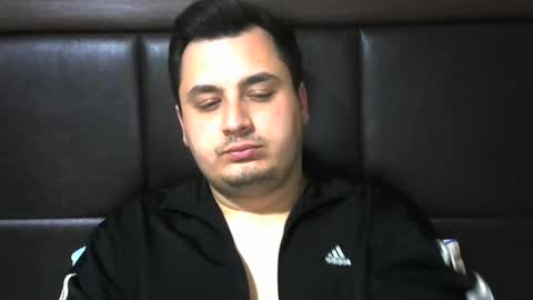 jnsnw online show from February 9, 2025, 6:47 pm