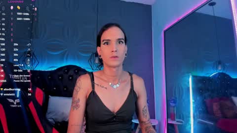 Joa Isaza     online show from January 3, 2025, 8:00 am