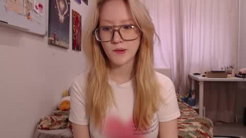 Snapshot of joan_kiss chatting on September 9, 2025, 6:02 am joan_kiss online show from September 9, 2025, 6:02 am