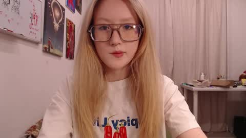 Snapshot of joan_kiss chatting on October 2, 2025, 4:58 pm joan_kiss online show from October 2, 2025, 4:58 pm