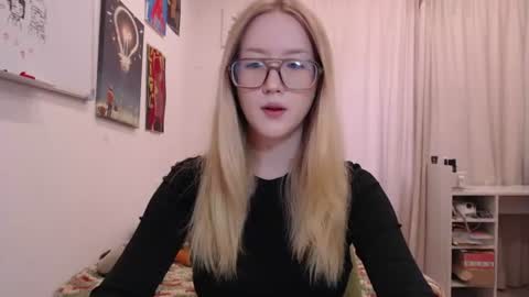 joan_kiss online show from July 15, 2026, 3:12 am