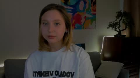 joana_beatris online show from April 21, 2026, 12:00 pm