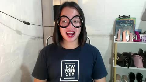 Joana online show from February 5, 2025, 10:55 pm