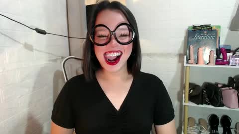 Joana online show from February 7, 2025, 8:20 pm