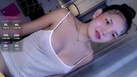 Snapshot of joanna_johnson chatting on May 26, 2026, 5:42 pm joanna_johnson online show from May 26, 2026, 5:42 pm