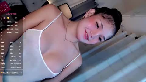 Snapshot of joanna_johnson chatting on May 31, 2026, 5:20 pm joanna_johnson online show from May 31, 2026, 5:20 pm