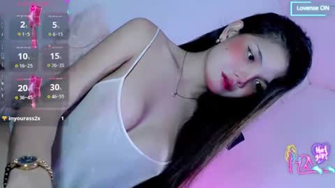 Snapshot of joanna_johnson chatting on July 5, 2026, 5:09 pm joanna_johnson online show from July 5, 2026, 5:09 pm