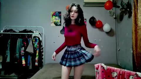 Joannatompson online show from November 30, 2025, 10:14 pm