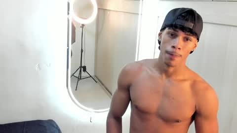 Snapshot of joao_da_silva19 chatting on June 1, 2026, 1:02 pm Joao Da Silva online show from June 1, 2026, 1:02 pm