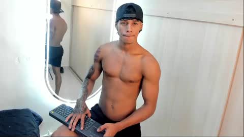 Snapshot of joao_da_silva19 chatting on June 10, 2026, 1:21 pm Joao Da Silva online show from June 10, 2026, 1:21 pm
