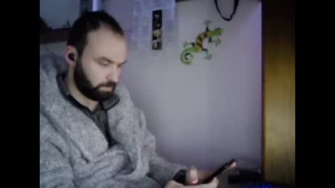 joaodias_18 online show from March 12, 2025, 10:17 pm