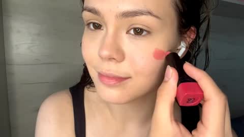 Mila online show from April 8, 2026, 10:37 am