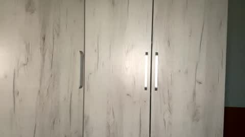 Mila online show from April 23, 2026, 12:29 pm