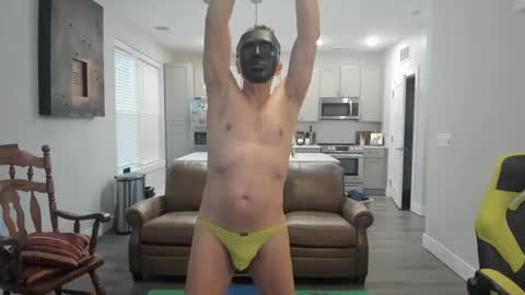 joe1997202399 online show from October 19, 2025, 9:48 pm