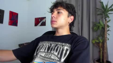 Snapshot of joe23___ chatting on April 5, 2026, 10:12 am Joe online show from April 5, 2026, 10:12 am
