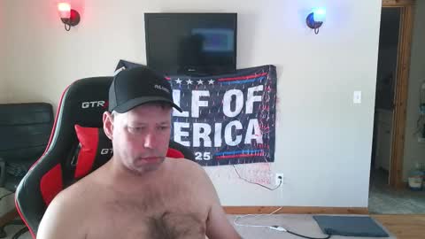 joejoe__ online show from February 8, 2026, 4:43 pm