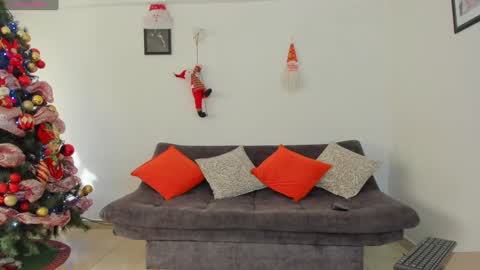 joelandalexa online show from December 17, 2024, 7:37 pm