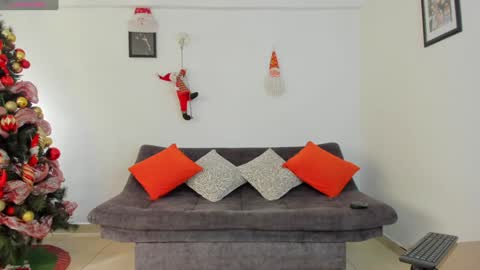 joelandalexa online show from December 28, 2024, 8:58 pm