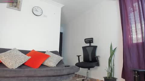 joelandalexa online show from February 21, 2025, 8:05 pm