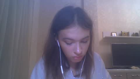 Jennifer online show from October 14, 2025, 4:19 pm