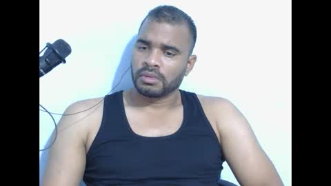 johan2222222222 online show from September 12, 2025, 5:40 am