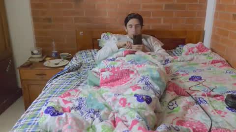 johan70nsexy online show from March 25, 2026, 8:31 am