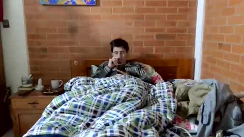 johan70nsexy online show from April 11, 2026, 1:21 am