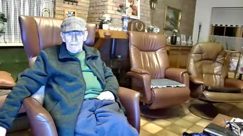 johan7 heet online show from December 4, 2024, 4:27 pm