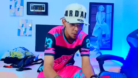 johan_and_antonella online show from November 21, 2025, 2:10 am