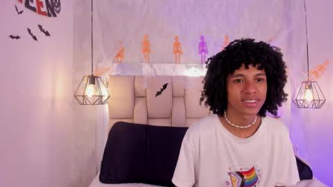 Johan  online show from October 22, 2025, 11:32 am