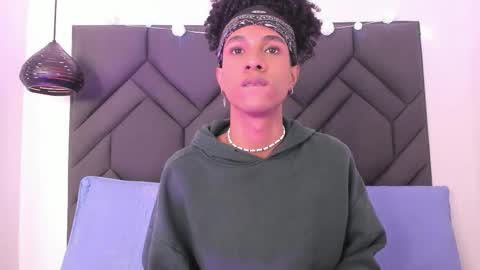 Johan  online show from December 3, 2025, 5:33 pm