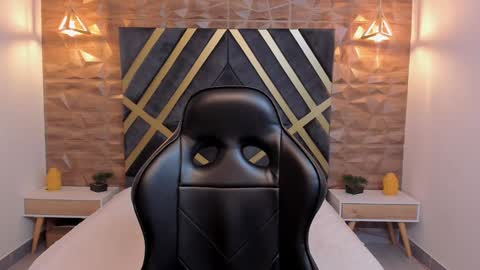 Johan Williams online show from December 28, 2024, 12:24 pm