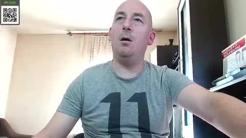 Snapshot of johanbarker chatting on January 31, 2025, 12:18 pm Johan online show from January 31, 2025, 12:18 pm