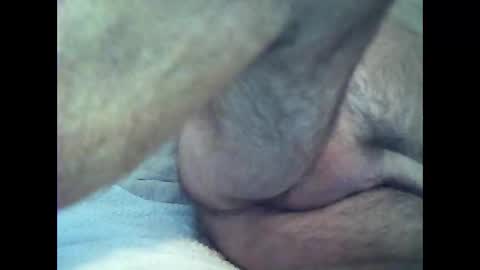 john091254 online show from October 13, 2025, 11:21 am