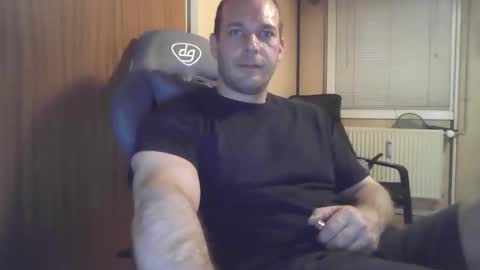 Snapshot of john1212124 chatting on September 18, 2025, 12:12 am john1212124 online show from September 18, 2025, 12:12 am