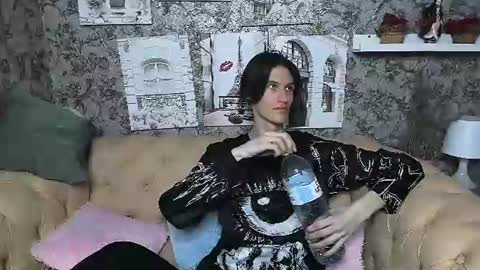 john__strong online show from July 15, 2026, 3:17 pm