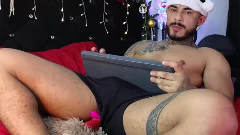 John  online show from December 21, 2024, 5:07 pm