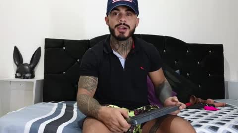 John  online show from February 19, 2025, 11:06 am