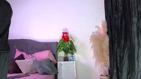 John  online show from March 22, 2026, 12:19 pm